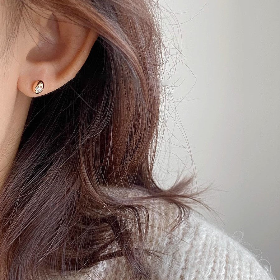 Women's Exquisite Small Zircon Simple Cute High Sense Ear Stud Earrings