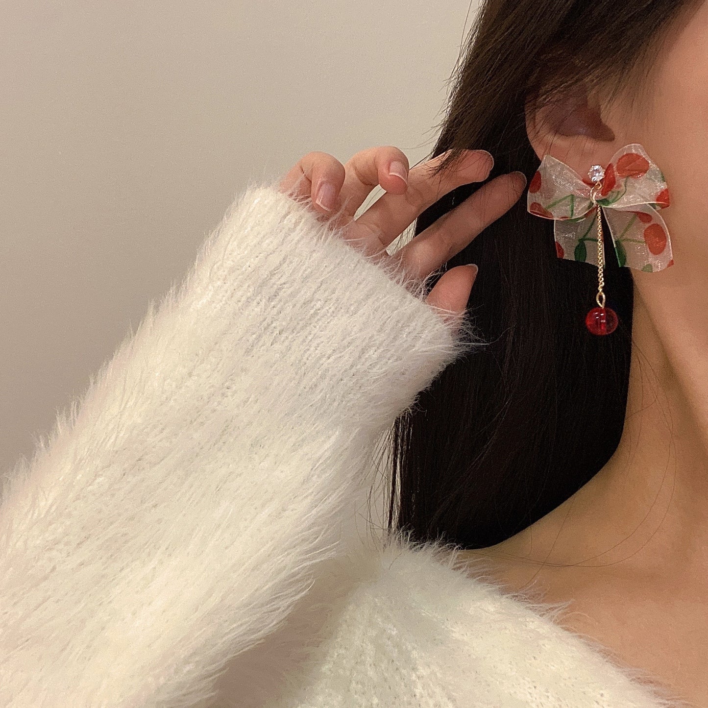 Sier Needle Cherry Red Mesh Bow Ball Pendants