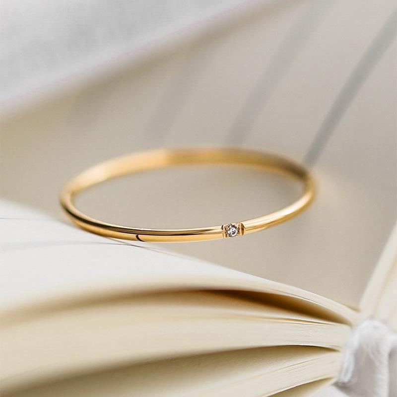 Women's Titanium Steel With Diamond Cold Design Index Finger Tail Fashion Ring