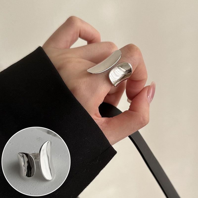 Women's Style Temperament Water Drop Retro Stylish Rings