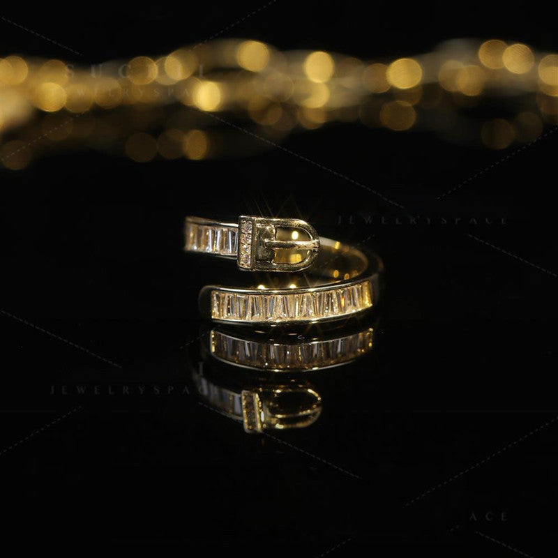 Women's Style Four-leaf Flower Zircon Rotatable Index Finger Light Luxury Minority Rings