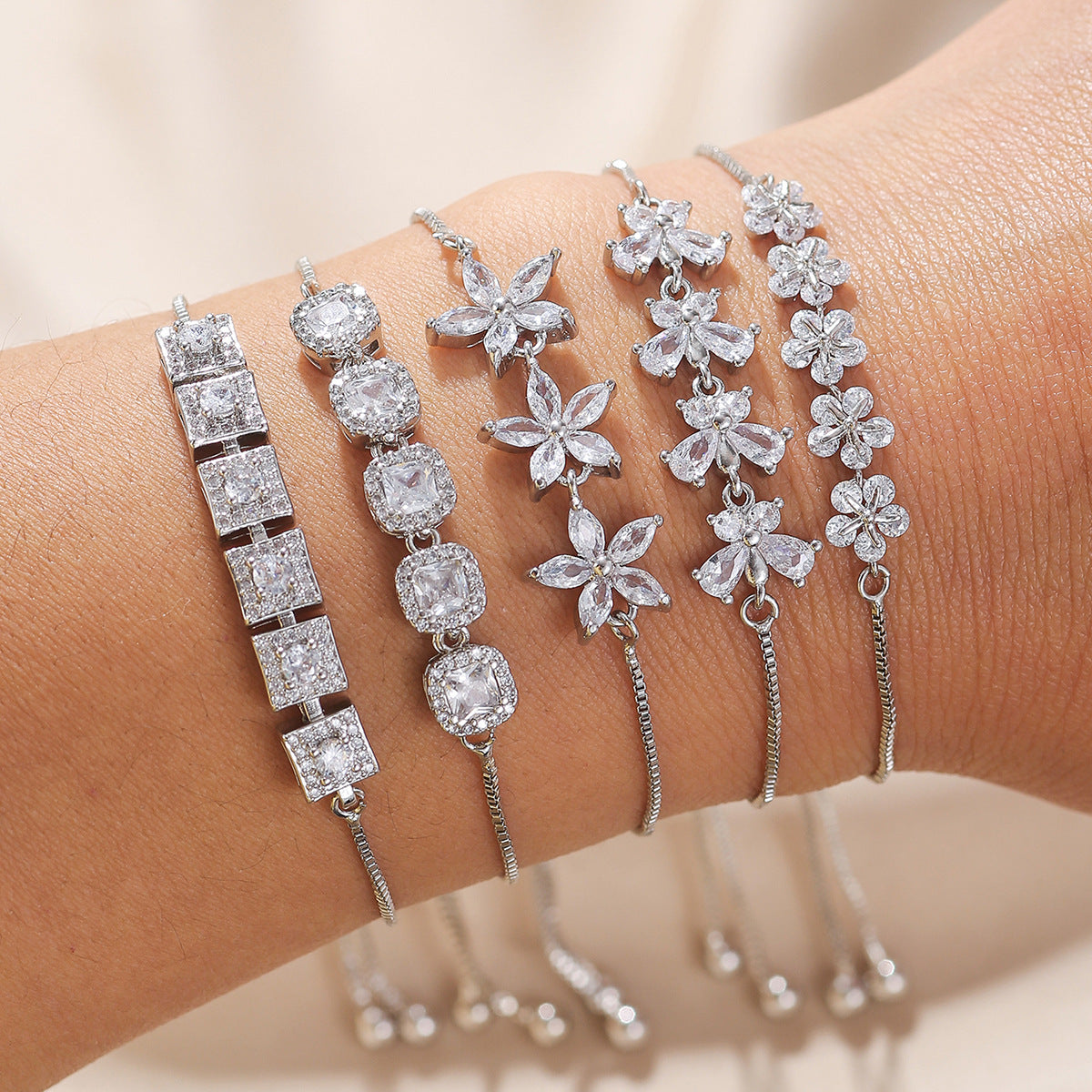Affordable Luxury Fashion Zircon Full Diamond Bracelets