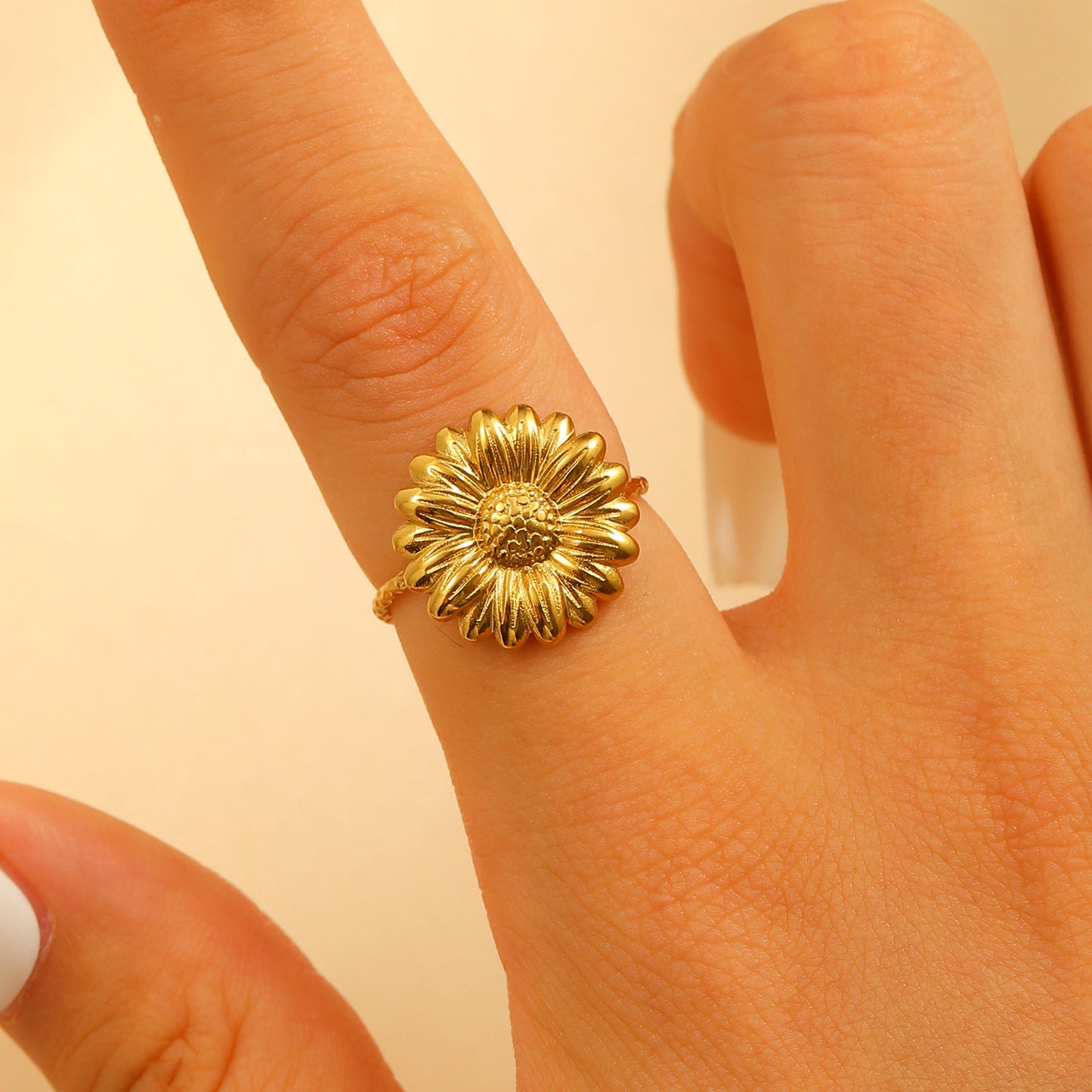 Steel Flower Leaf Female Exaggerated Personalized Hollow Ring