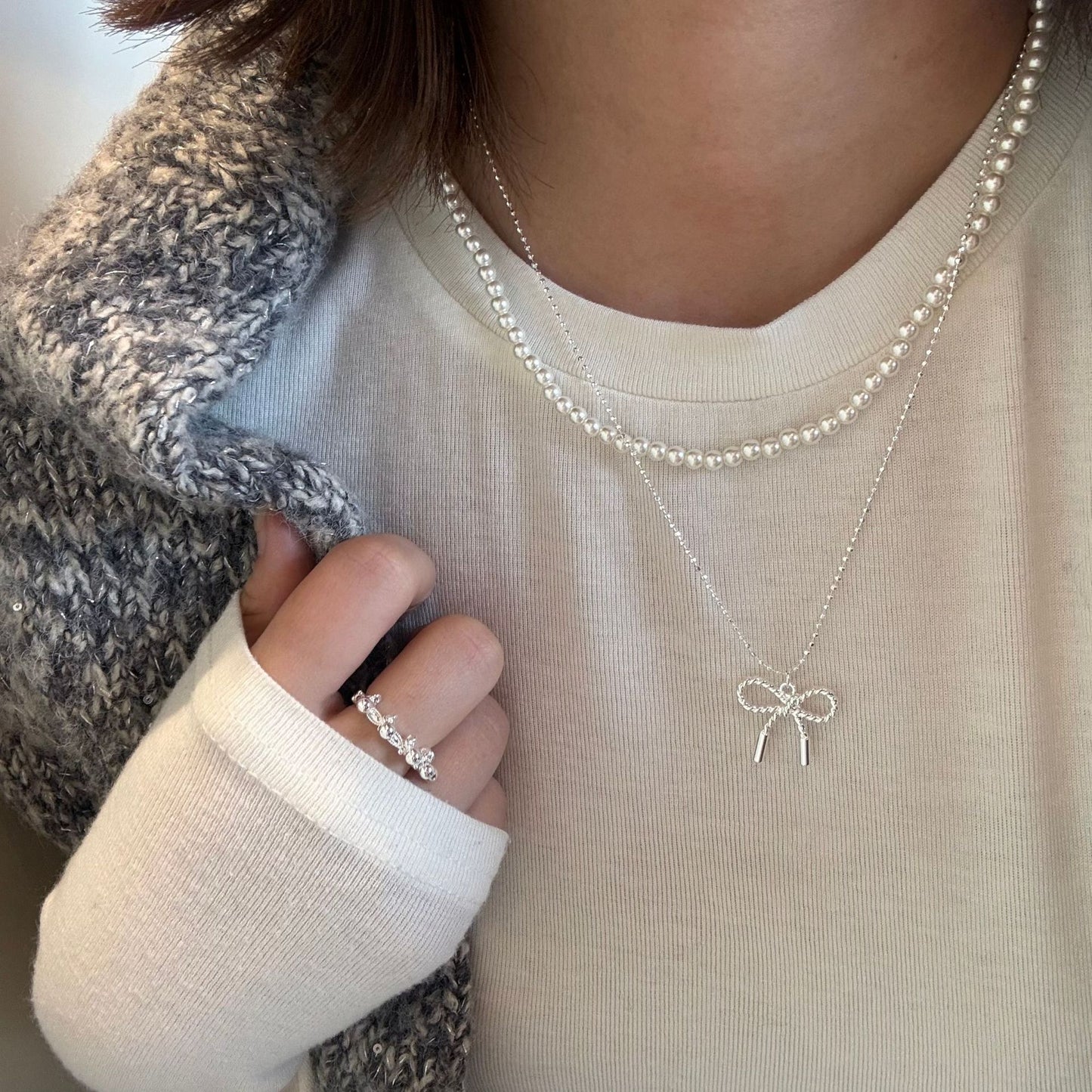 Women's Water Drop Beanie Bow For Sweet Twin Necklace
