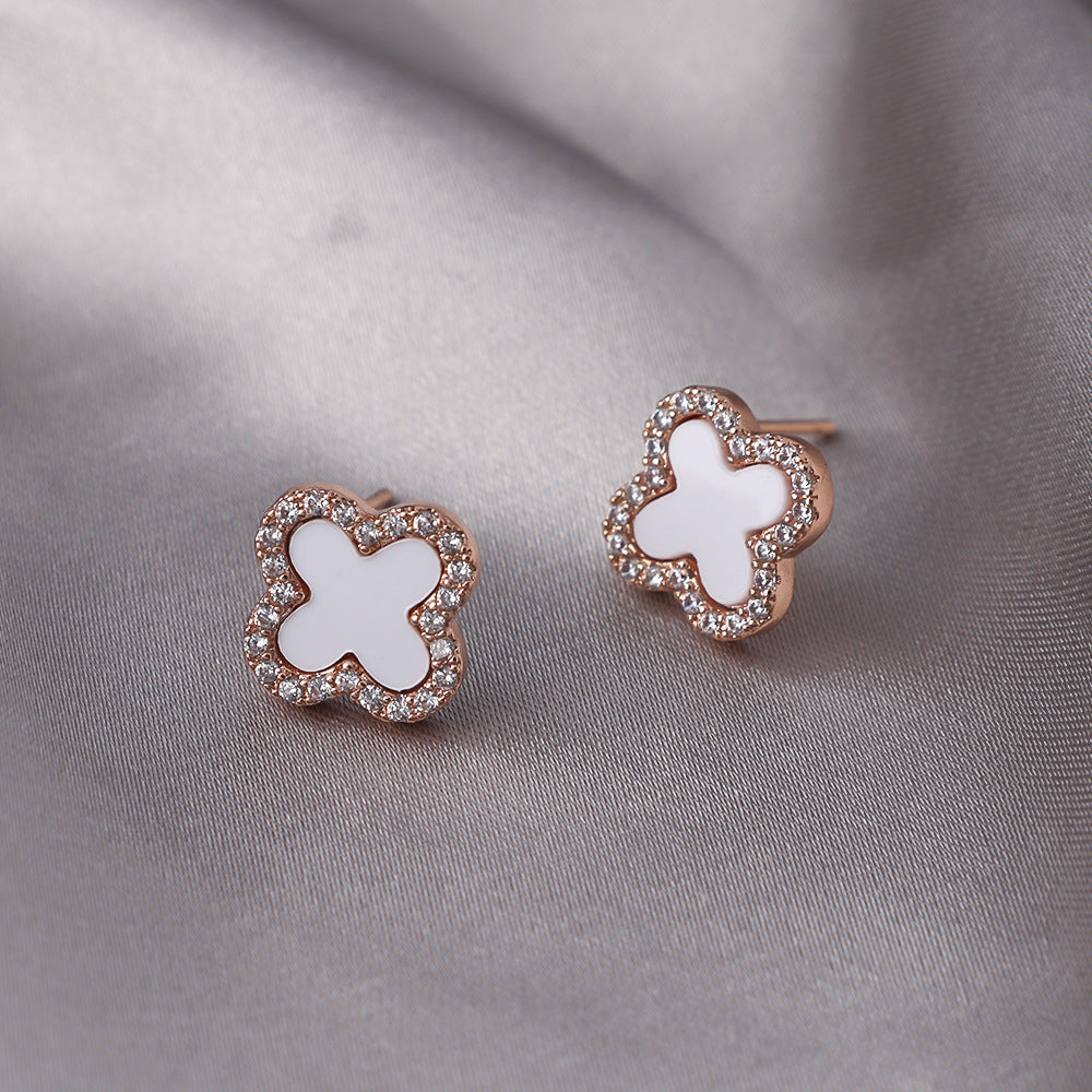 Women's Four Leaf Clover Ear Sier Needle Exquisite Temperament Everyday Joker Stud Earrings