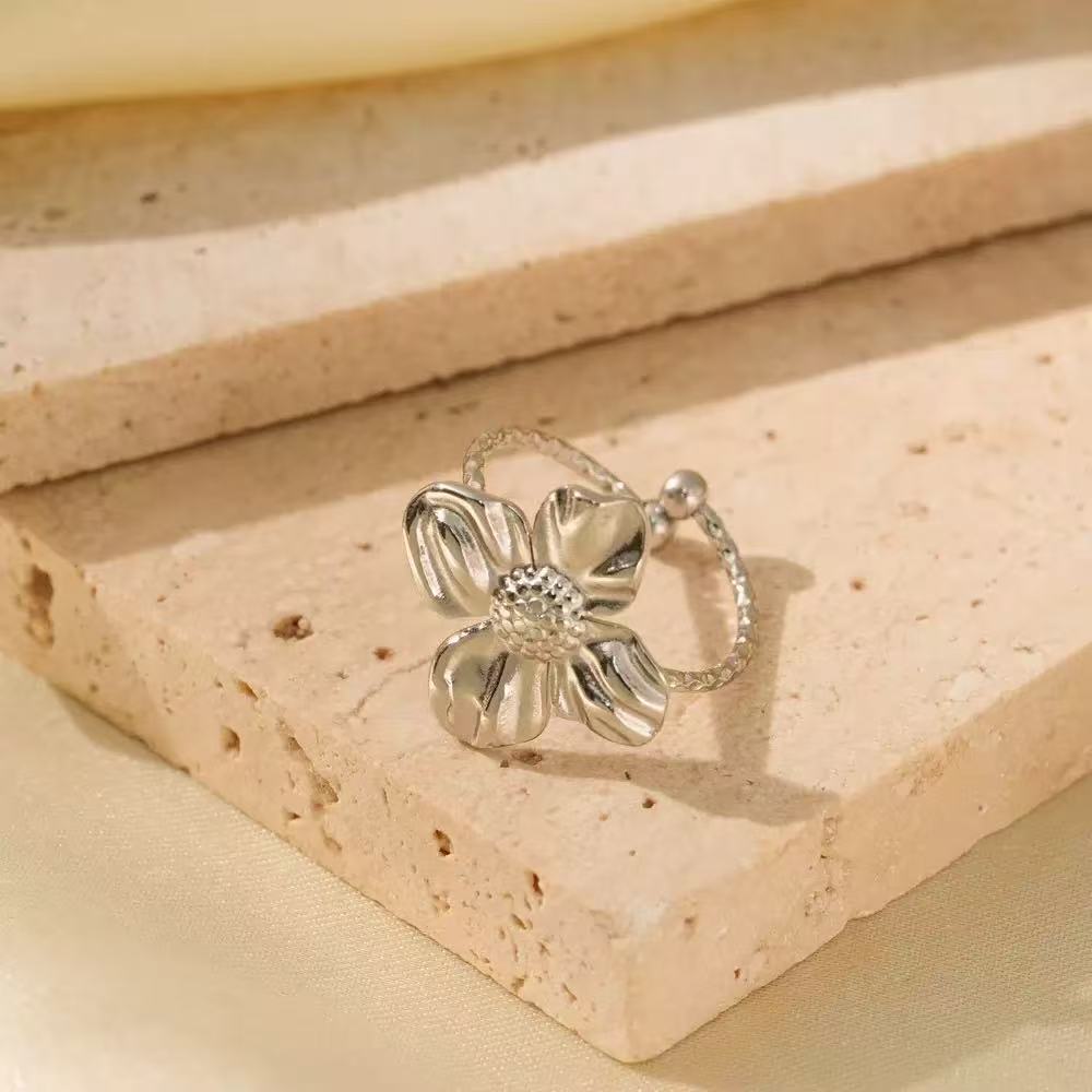 Style Flower Titanium Steel Female Personality Stylish Round Thread Gold Ring
