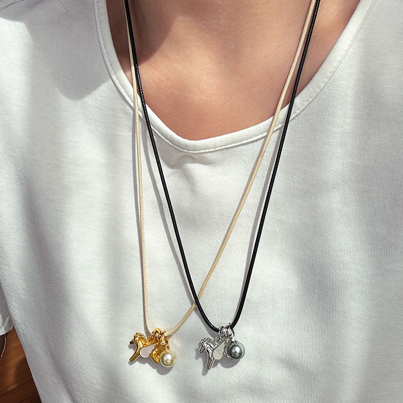 Women's Dripping Pony Pearl Life Personality Fashion Sweater Chain Light Luxury Necklace