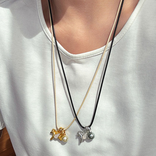 Women's Dripping Pony Pearl Life Personality Fashion Sweater Chain Light Luxury Necklace