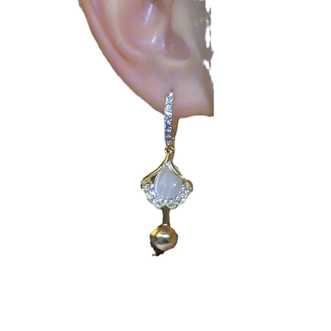 Women's Ball Ear Clip Short Classic Unique Design Versatile Earrings