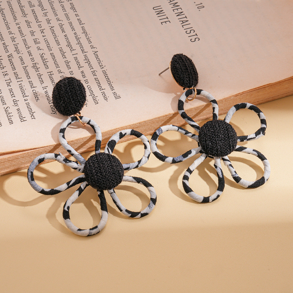 Chinese Style Coffee Color Wooden Bead Light Luxury High-grade Mori Rings
