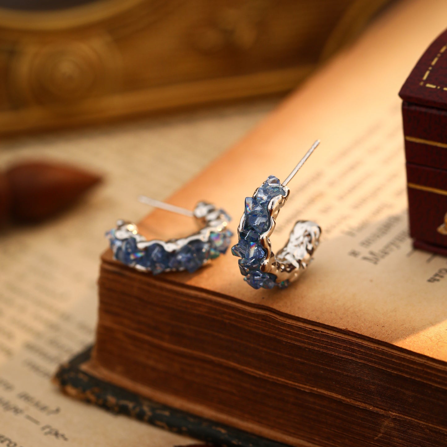 Blue Crystal Refined Simple Fresh Design Rings