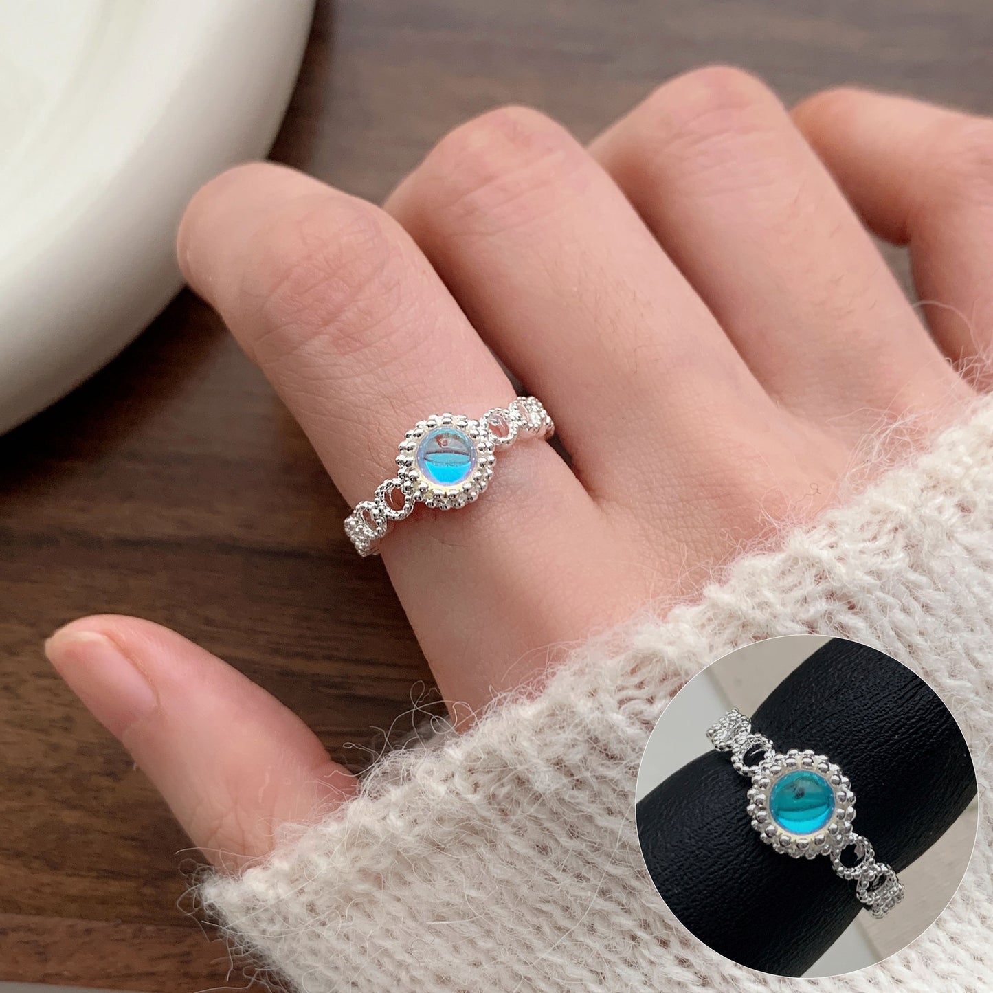 Women's Geometric Fashion Twisted Open-end Personality Hip Rings