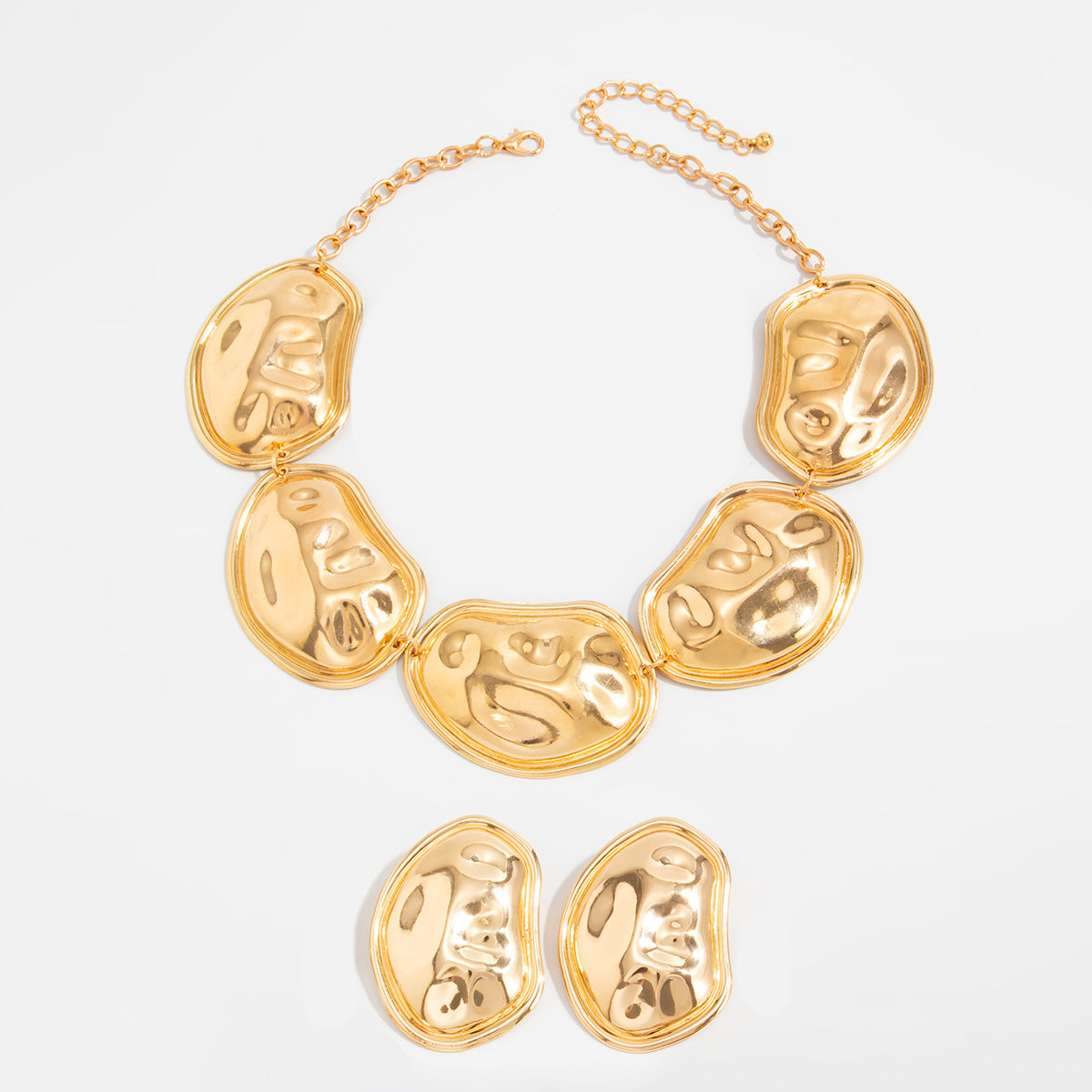 Women's Luxury Irregular Glossy Metal Sheet Fashionable Simple Necklace