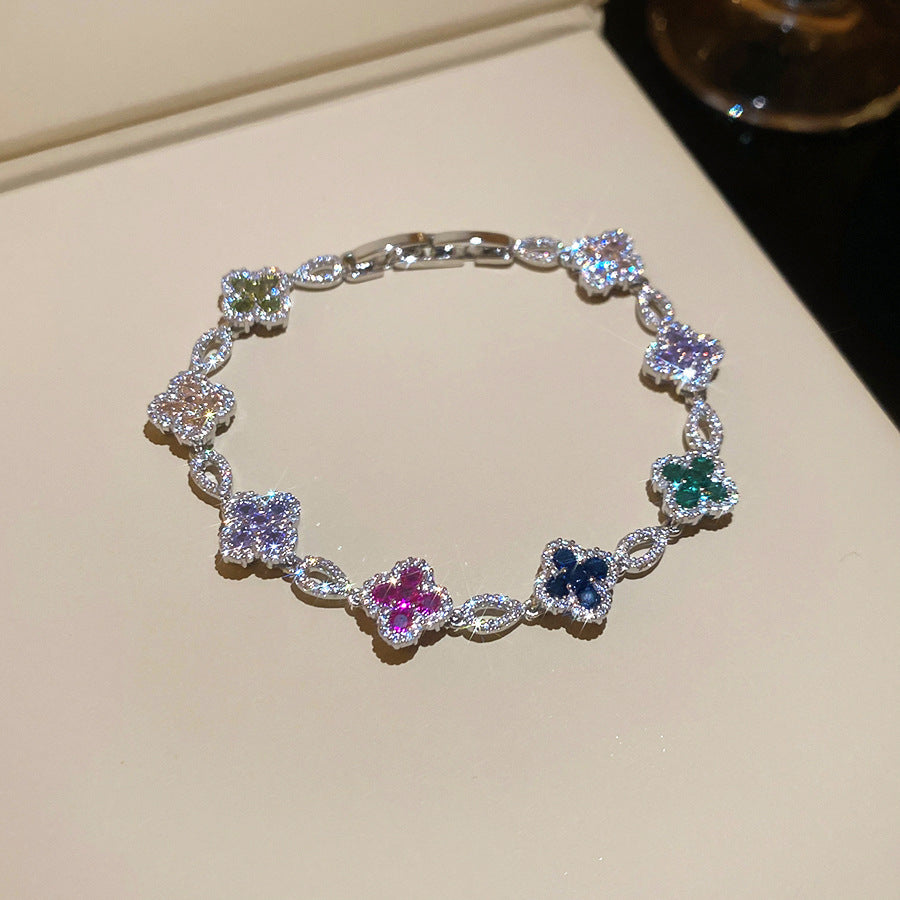 With Diamond Round Exquisite Fashion Retro Unique Design Light Luxury Bracelets