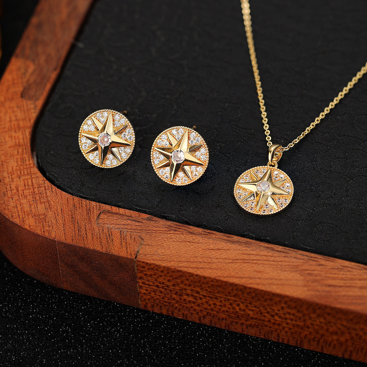 Glamorous Comfortable Two-piece Affordable Luxury Fashion Jewelry Set
