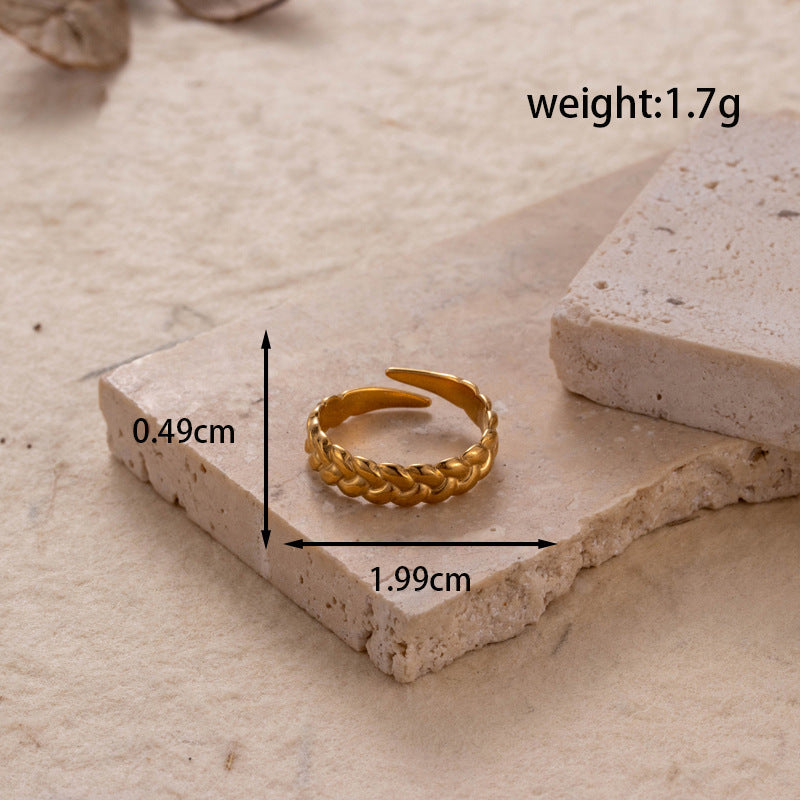 Steel Fashion Stainless Love Snake-shaped Ginkgo Leaf Special Ring