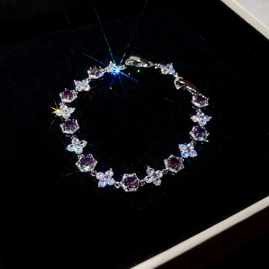 With Diamond Round Exquisite Fashion Retro Unique Design Light Luxury Bracelets