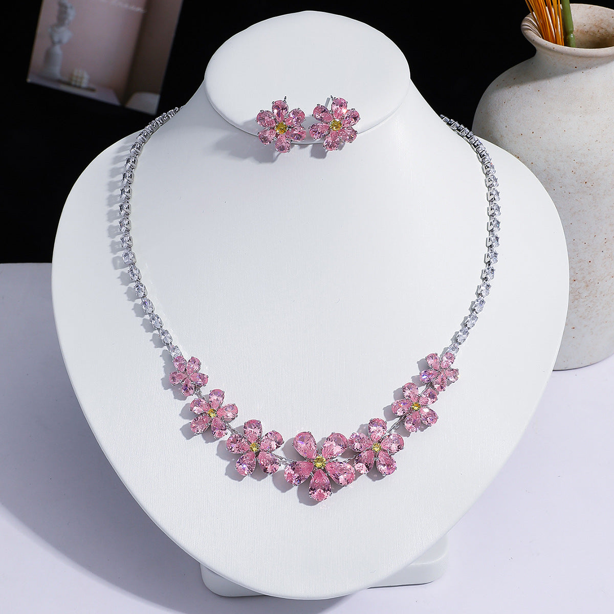 Fashion Trend Zircon Green Butterfly Tassel Necklace