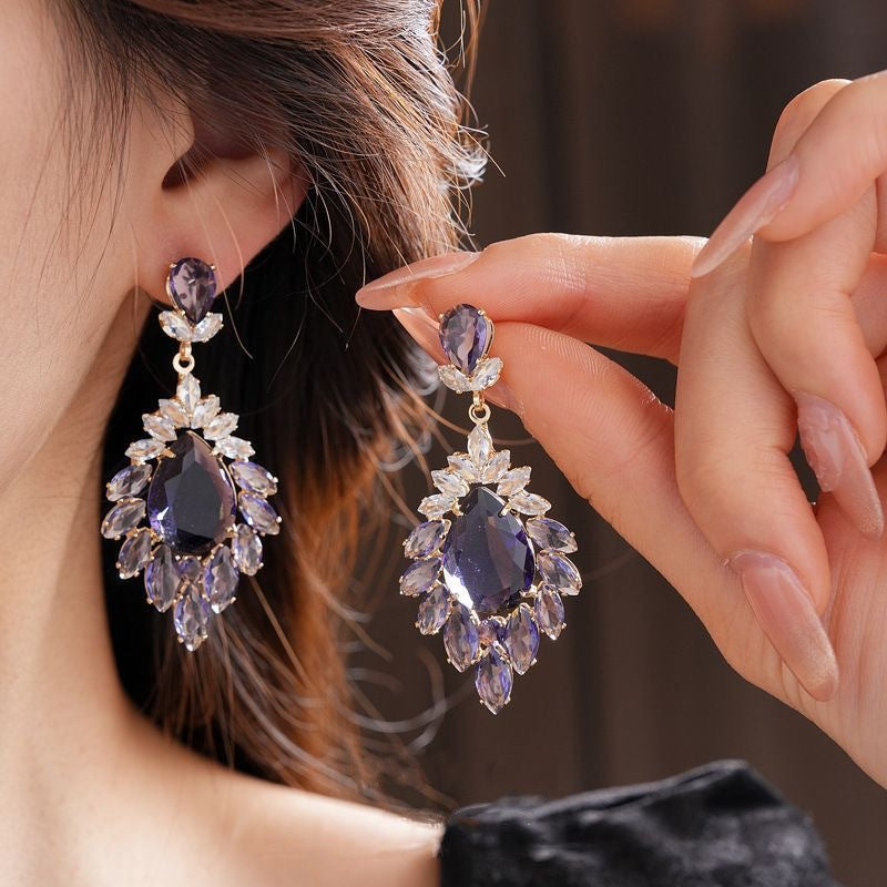 Women's Luxury Sparkling Full Rhinestone Tassel Retro High Sense Exaggerated Temperamental Rings