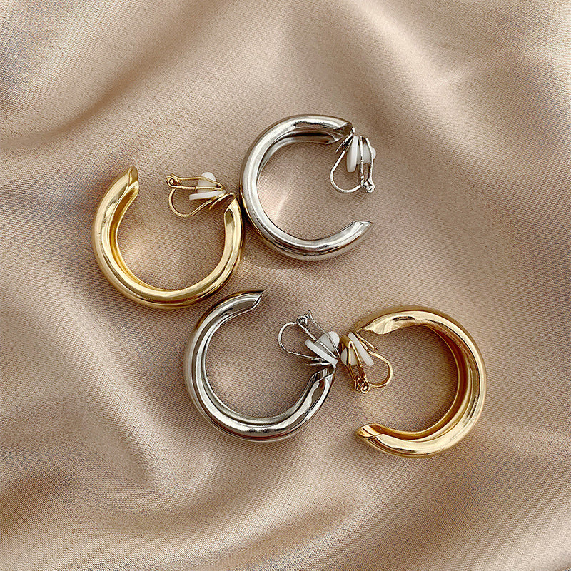 Women's Metal Cold Style High Sense Light Luxury Minority Ear Earrings