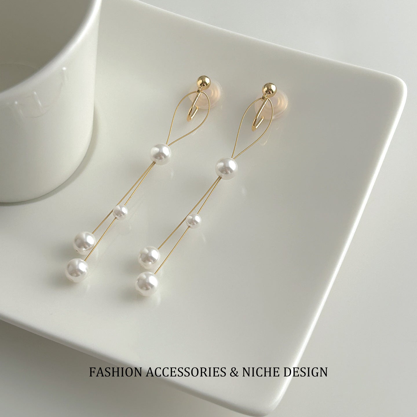 Women's High-grade Long Fringed Pearl Elegant Ear Threads Make Your Face Rings