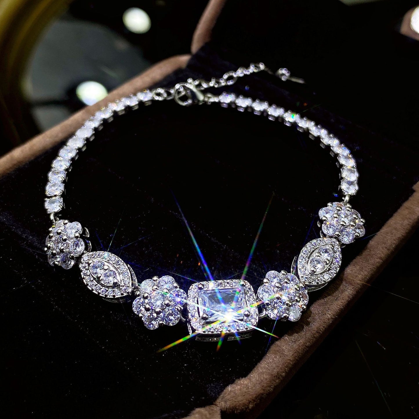 Women's Diamond Design Plated Sterling Sier Affordable Luxury Style Bracelets