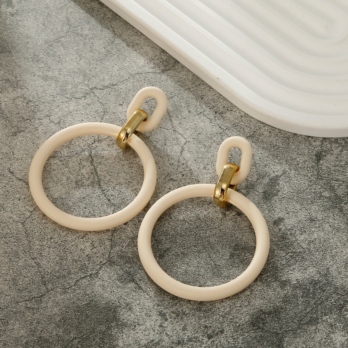 Color Personality Geometry Fashion Retro Spray Earrings