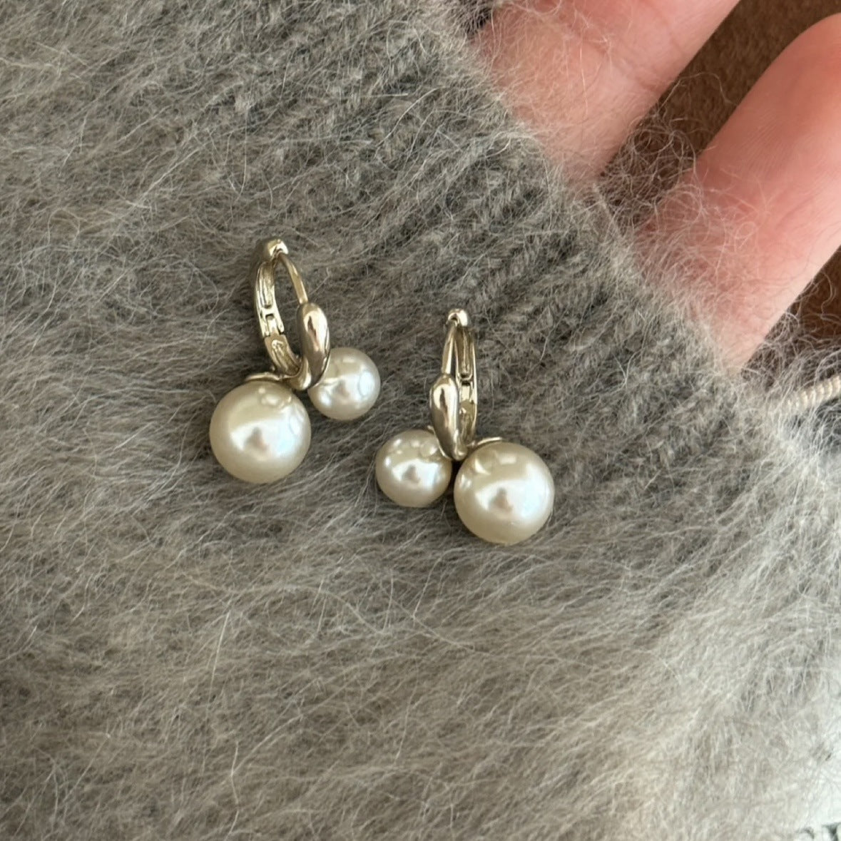Small Cherry Retro Premium Pearl Ear Clip Double Earrings