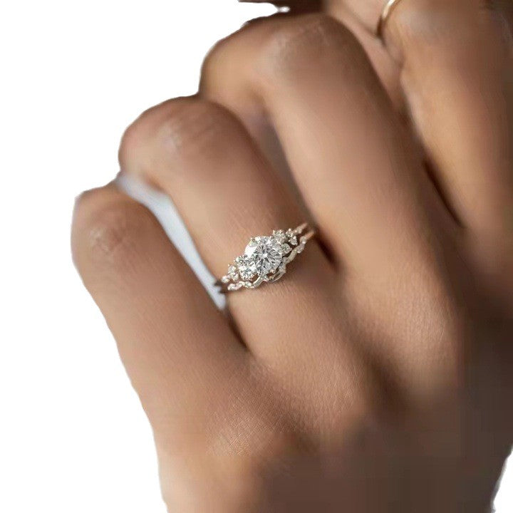 Women's Female Simple Fresh Gold Inlaid White Zircon Ring