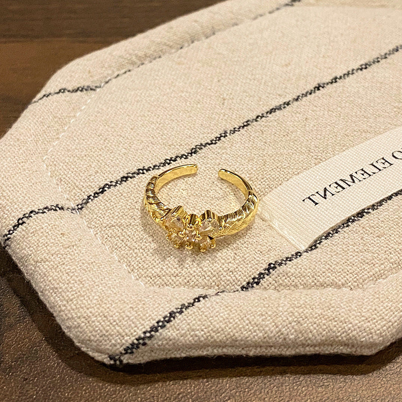 Gilding Simple Female Light Luxury Minority Ring