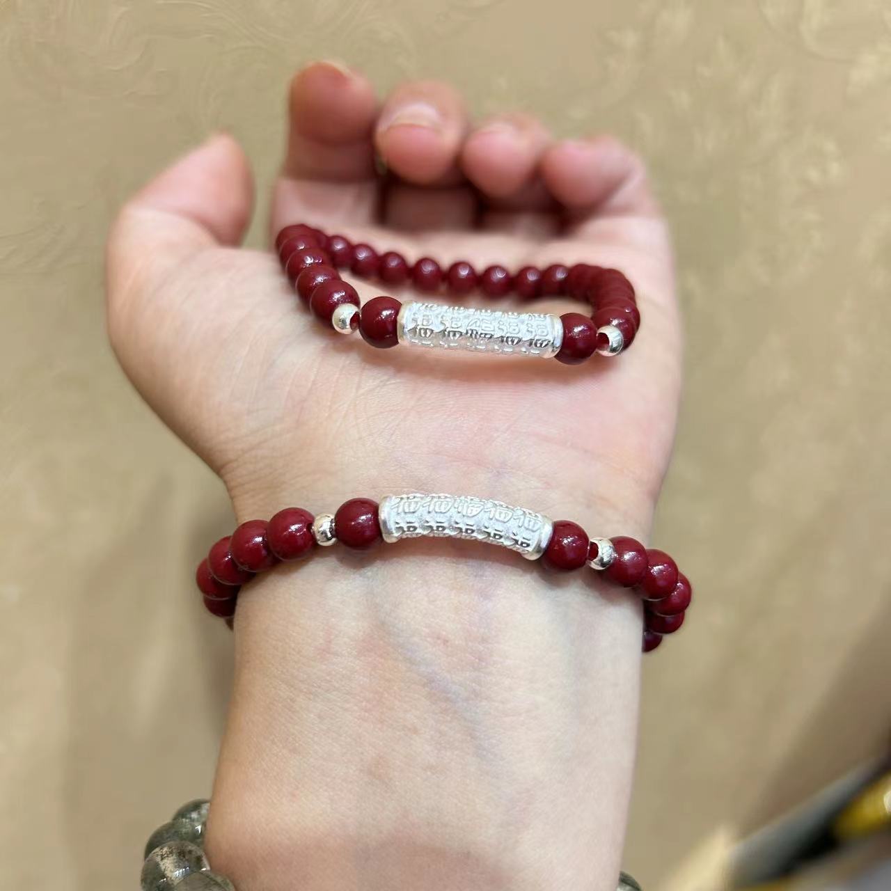 Red Bead Pure Carrying Strap Hand Right Rain Bracelet