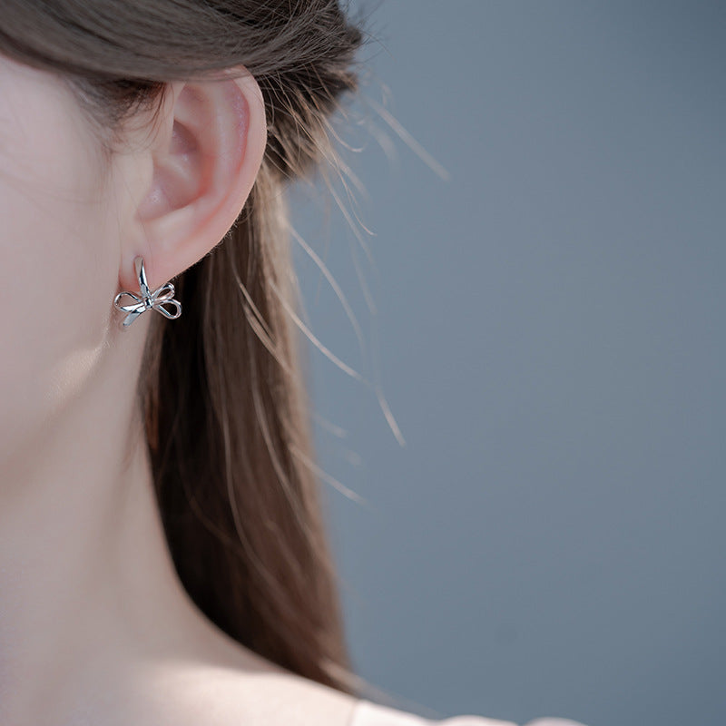Women's Bow Clip Light Luxury Minority Metal Earrings