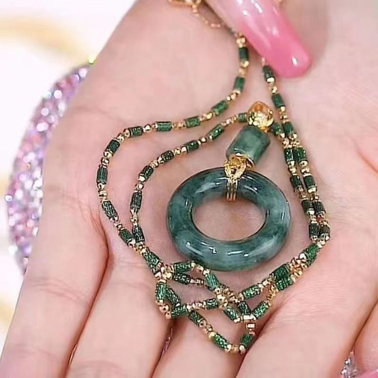 Wild Safety Buckle Clavicle Chain Light Luxury Minority Necklaces