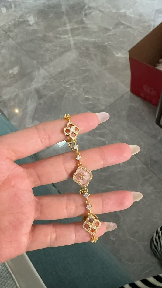 Clover Micro Inlaid Zircon Hollow High Sense Live Necklace