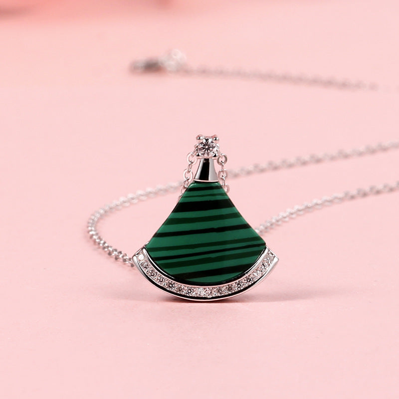Small Skirt Female Fan Shell Fashion Simple Niche Necklace
