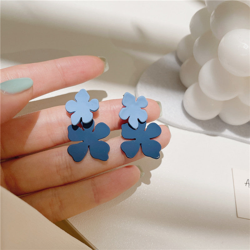 Vacation Dripping Oil Blue Flower Female Niche Vintage Earrings