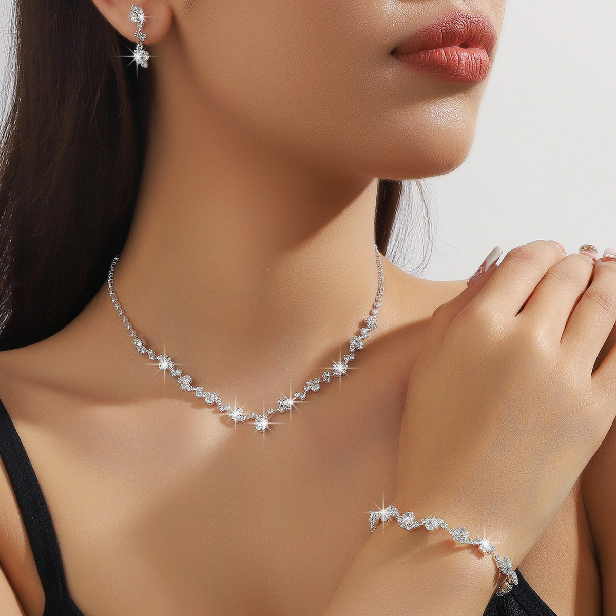Simple Luxury Three-piece Full Diamond Clavicle Dinner Bracelets