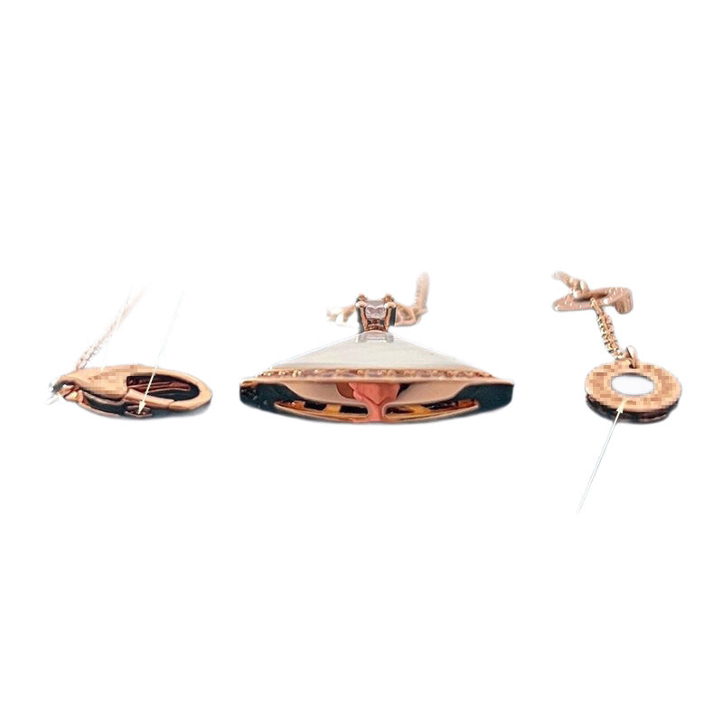 Version Fan-shaped Fritillary Female Rose Gold Necklaces