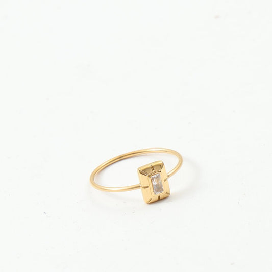 Thin Small Square Inlaid Zircon Titanium Steel Ring