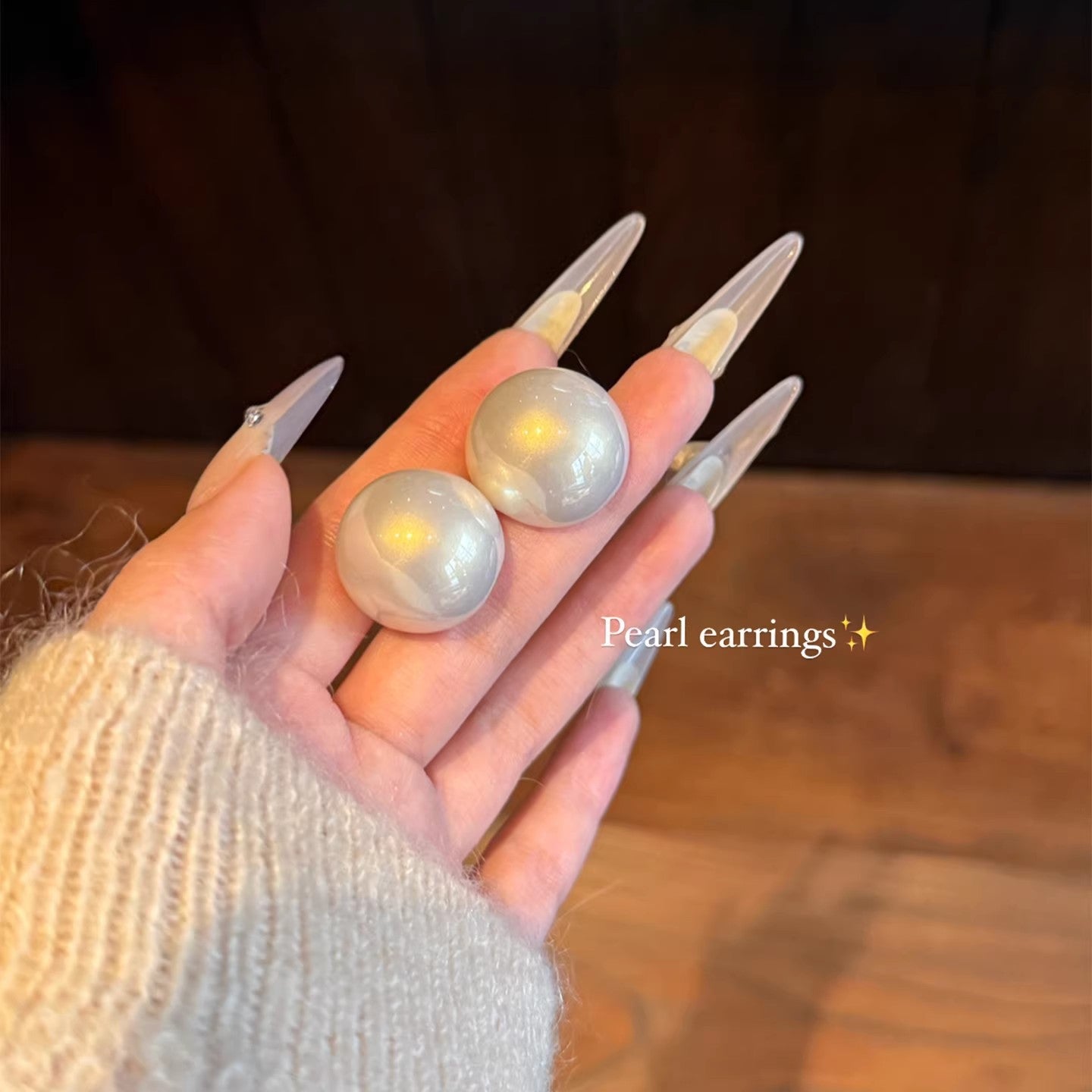 Women's Minimalist Design Bite Pearl For Simple Graceful Earrings