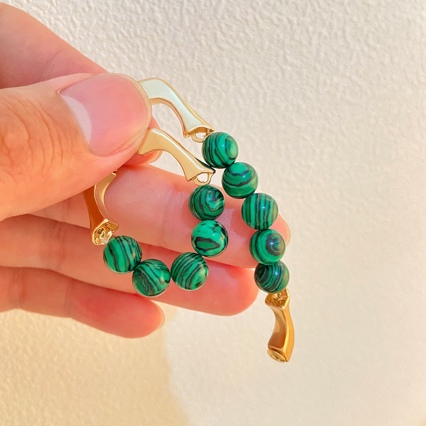 French Retro Green Design Cold Style Ball Bead Ear Buckle