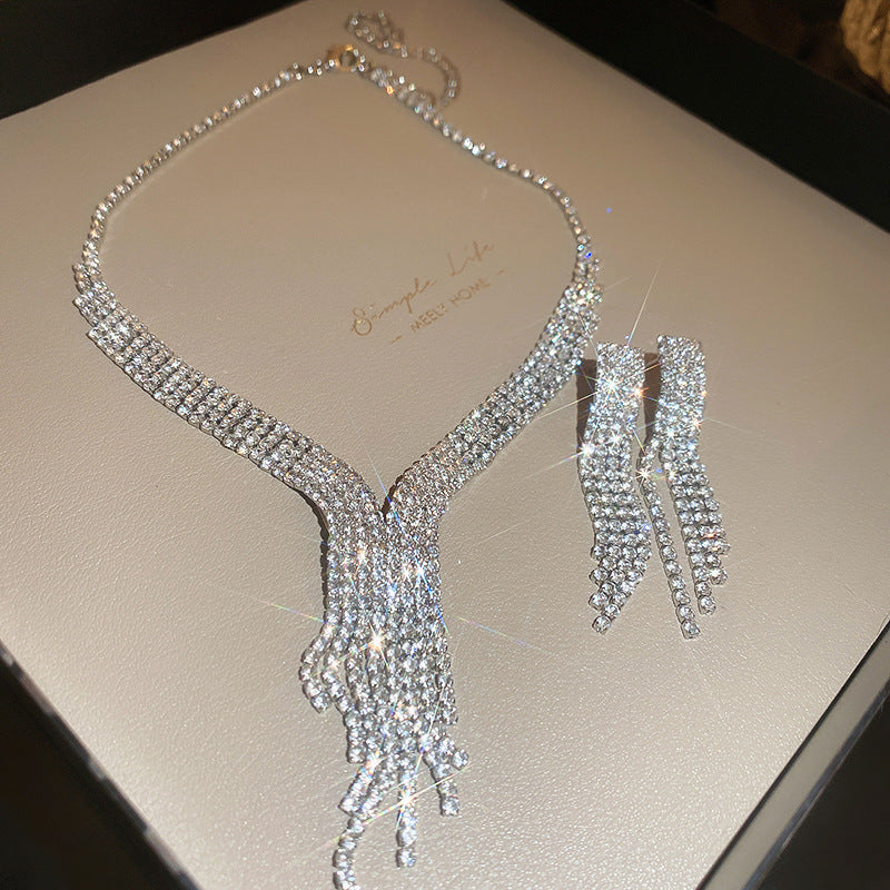 Palace Style Temperamental Minority Clavicle Chain Light Necklaces
