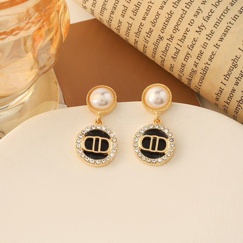 Simple Retro Sier Needle Pearl High Sense Ear Earrings