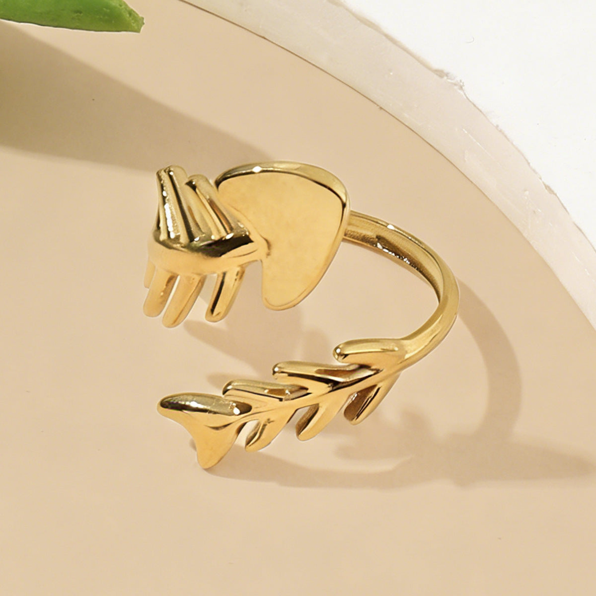 Simple Fun Fishbone Female Exaggerated Personalized Ring
