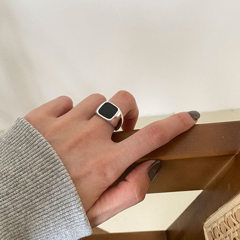 Women's Black Square Retro Fashion Exaggerated Open Hip Hop Ring