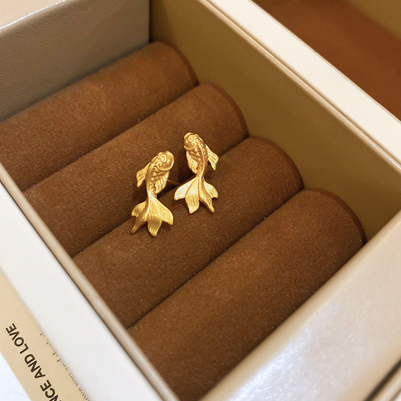Women's Needle Round Curved Geometric Ear Retro Personalized Temperamental Light Luxury Earrings