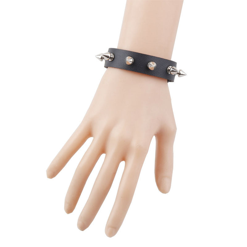 Shot Punk Rivet Nightclub Fashion Couple Exquisite Single Bracelets