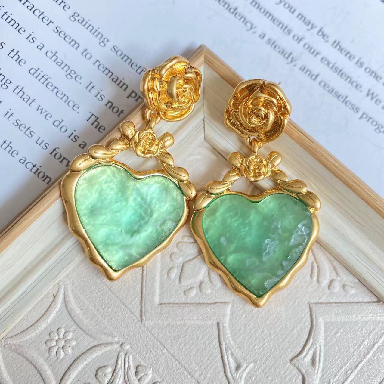 Heart Magic Color Polarized Simple Rose Fresh Stud Earrings
