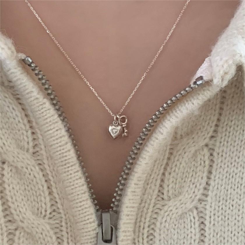 Love Key Simple Affordable Luxury Fashion Necklaces