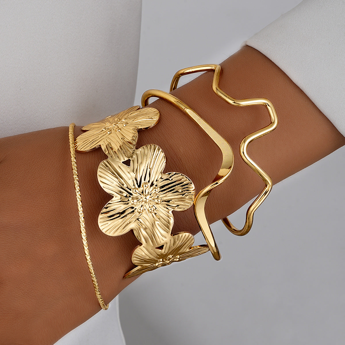 Leaves Glossy Irregular With Personality Stripes Bracelets